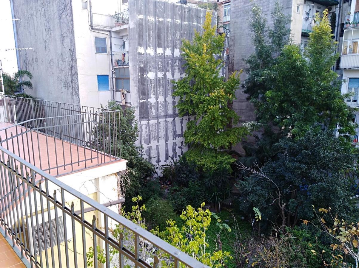 L'Oasi Di Sofia Appartamento Turistico Etnea Cavour Bellini CTA Eksteriør billede